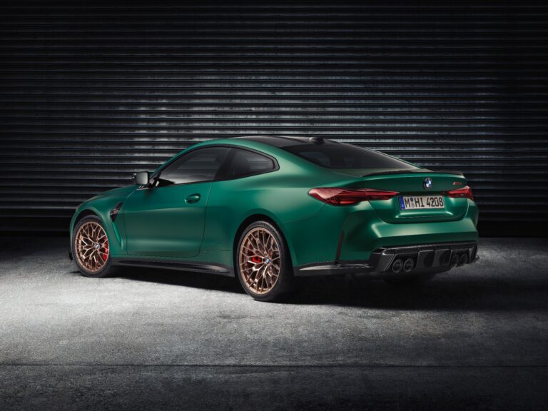 P90548642_lowRes_the-all-new-bmw-m4-c